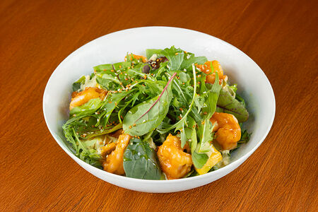 Салат с тигровыми креветками