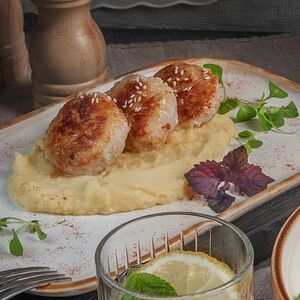 Котлетки куриные с картофельным пюре 100/150грД
