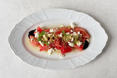 Арбуз с фетой