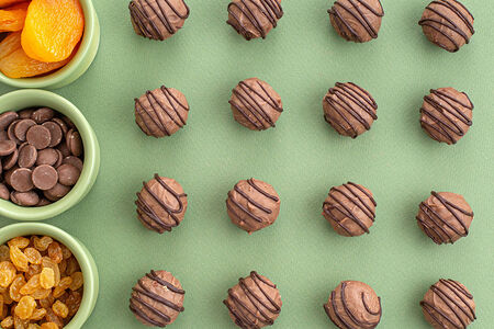 Трюфель с сухофруктами и ромом