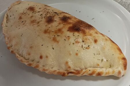 Кальцоне с курицей