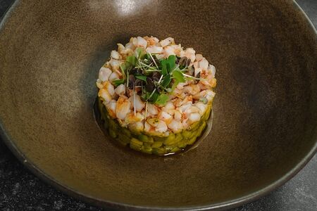 Тартар Креветки и авокадо