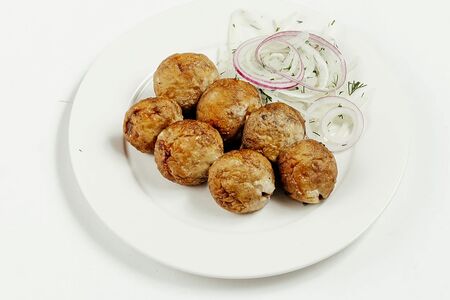 Грибы на мангале