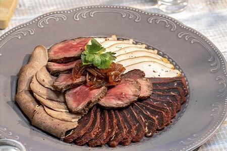 Домашнее мясное ассорти