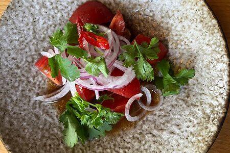 Салат Кавказский из розовых томатов