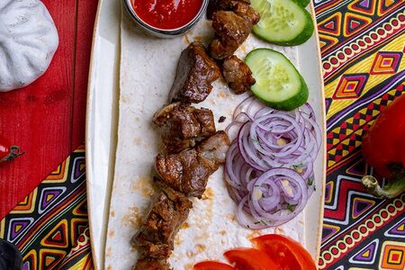 Шашлык из бараней печени с курдюком