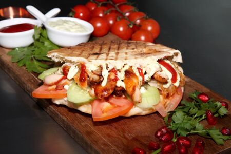 Люля-кебаб в лаваше