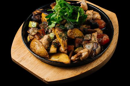 Жареха с копченостями