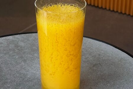 Смузи манго-маракуйя