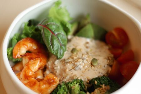 Боул с креветками 