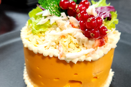 Мимоза с семгой и крабом