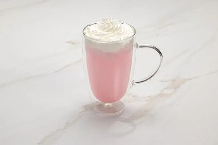 Клубничный милкшейк