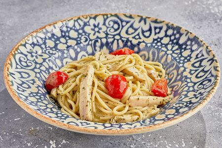 Паста песто с цыпленком