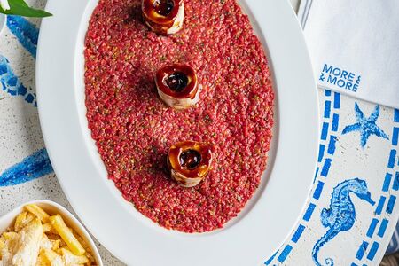 Гранд тартар с мозговой костью