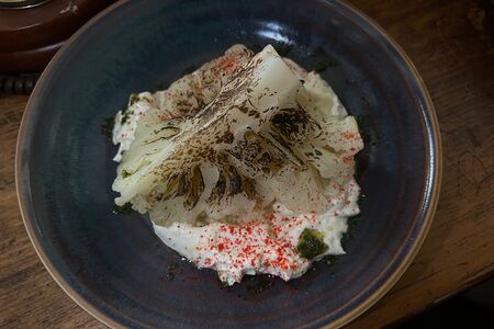 Стейк из цветной капусты с муссом из брынзы