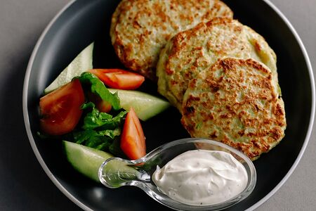 Оладьи из цукини с куриным фаршем