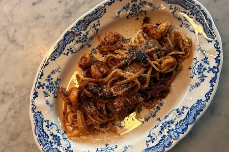 Лингвини с креветками и анисовым ликером