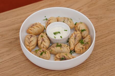 Жареные куриные пельмени