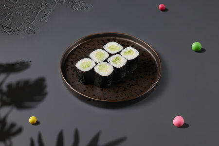 Маки Огурец