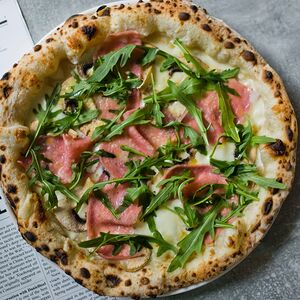 Пицца Ветчина и шампиньоны