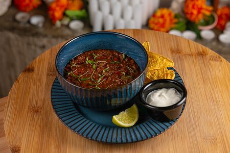 Чили кон карне