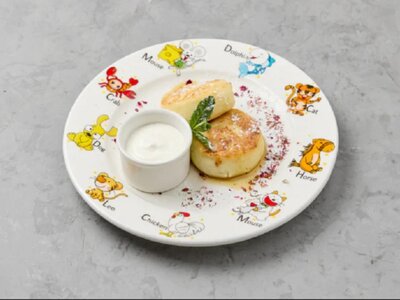 Сырники со сметаной