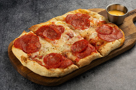 Пицца пеперони