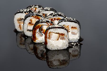 Ролл Унаги-чиз