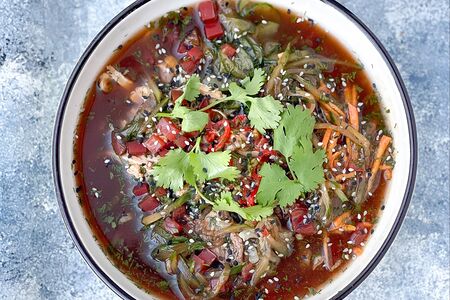 Холодный корейский суп Кукси