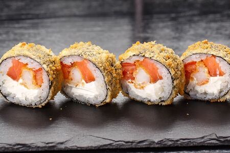 Запеченный ролл Фудзи