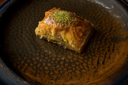 Пахлава с фисташками