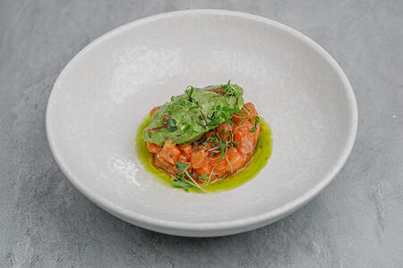 Тартар из лосося с гуакамоле