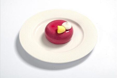 Пирожное Яблоко/черная смородина