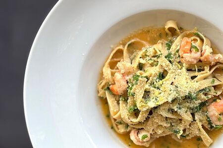 Паста Соррентино с креветками 