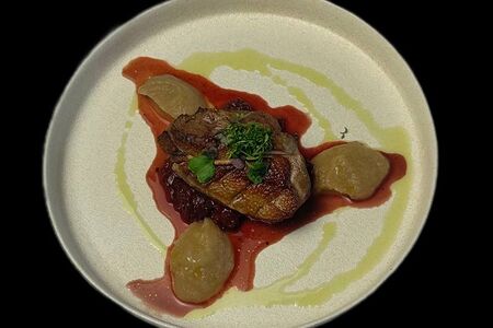 Утиное филе с морковным кули