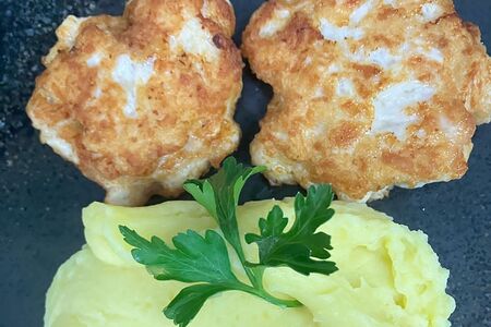 Котлетка Нежная с картофельным пюре