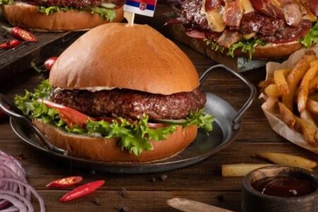 Бургер Пунена плескавица