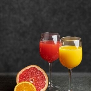 Свежевыжатый грейпфрутовый сок