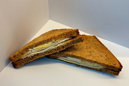 Тост с ветчиной 