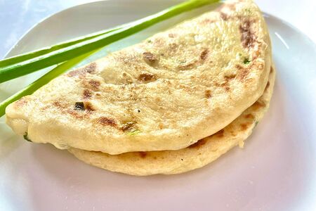 Луковая лепешка