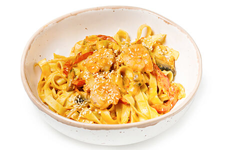 Паста том ям с креветками