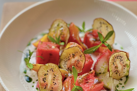 Салат с арбузом и страчателлой