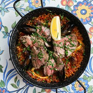 Паэлья Surf & Turf