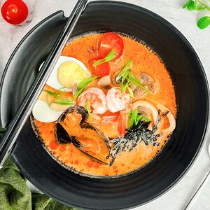 Рамён том ям с морепродуктами