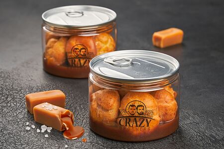 Банкейк Профитроли с карамельным соусом