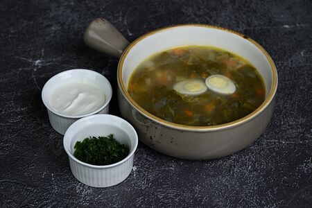 Зеленый суп с щавелем