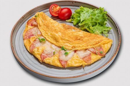 Омлет с ветчиной и сыром