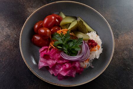 Тарелка солений