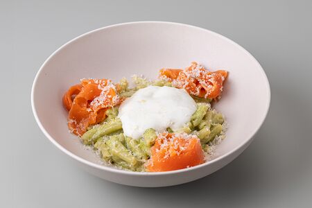 Паста с лососем