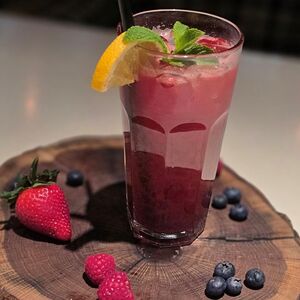 Лимонад ягодный